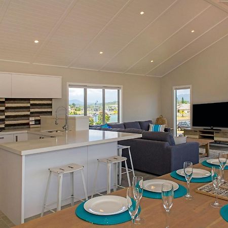 Tattletails Rest - Whitianga Holiday House エクステリア 写真