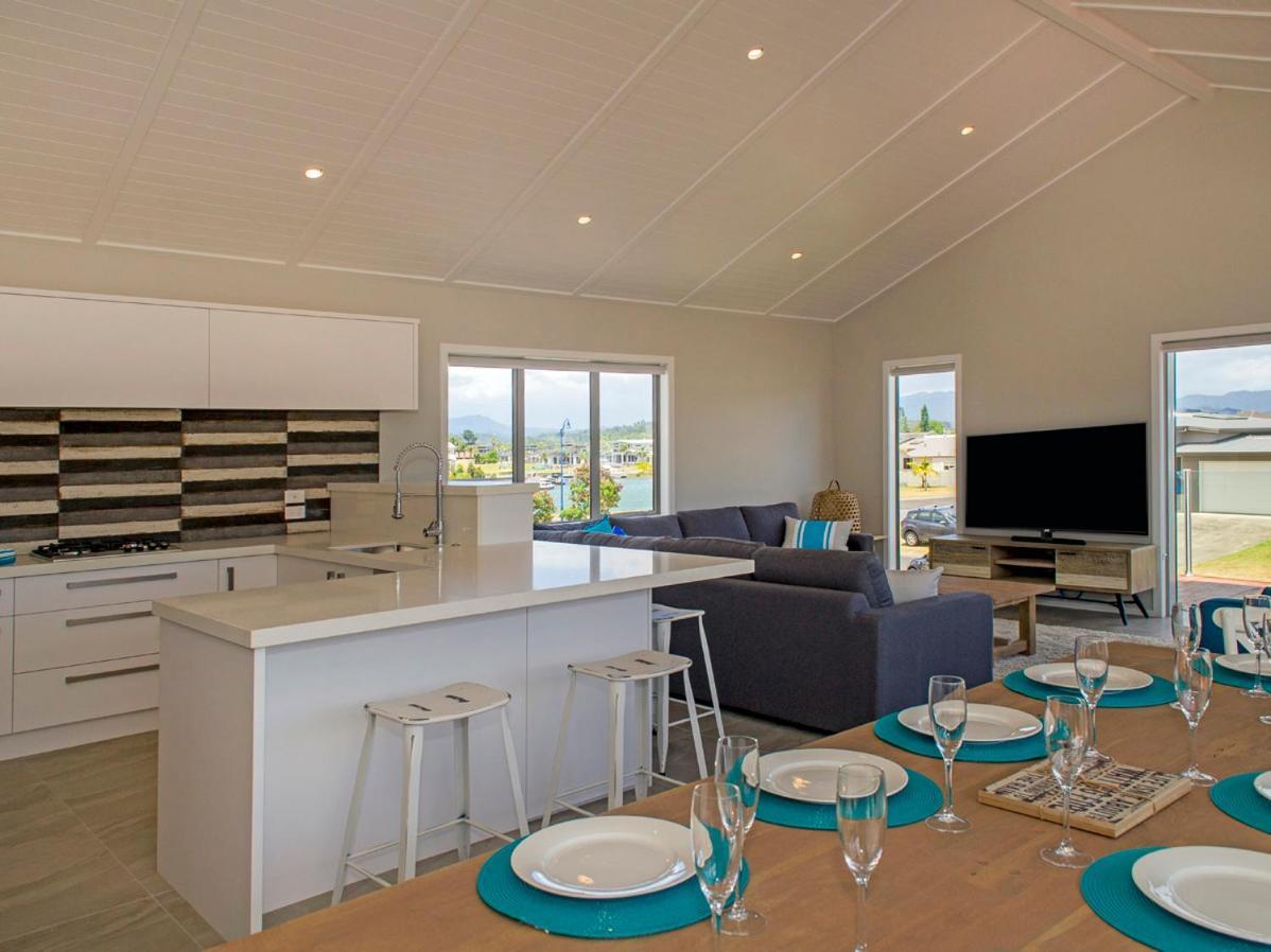 Tattletails Rest - Whitianga Holiday House エクステリア 写真