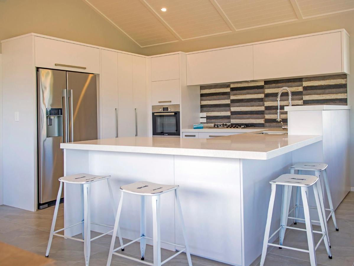 Tattletails Rest - Whitianga Holiday House エクステリア 写真